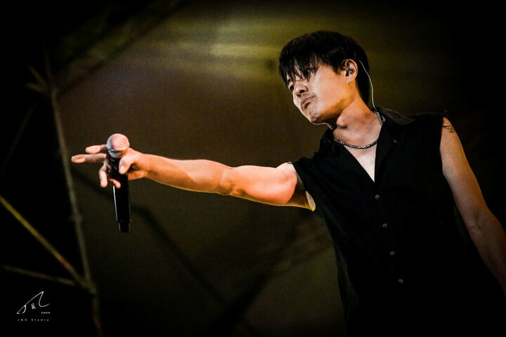四分衛 — LIVE DOCUMENTATION production image 9